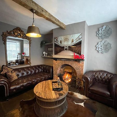 Entire Georgian Luxury Home - 3 Storey- High St Henley-In-Arden -Two Bedrooms-Sleeps 4 Εξωτερικό φωτογραφία
