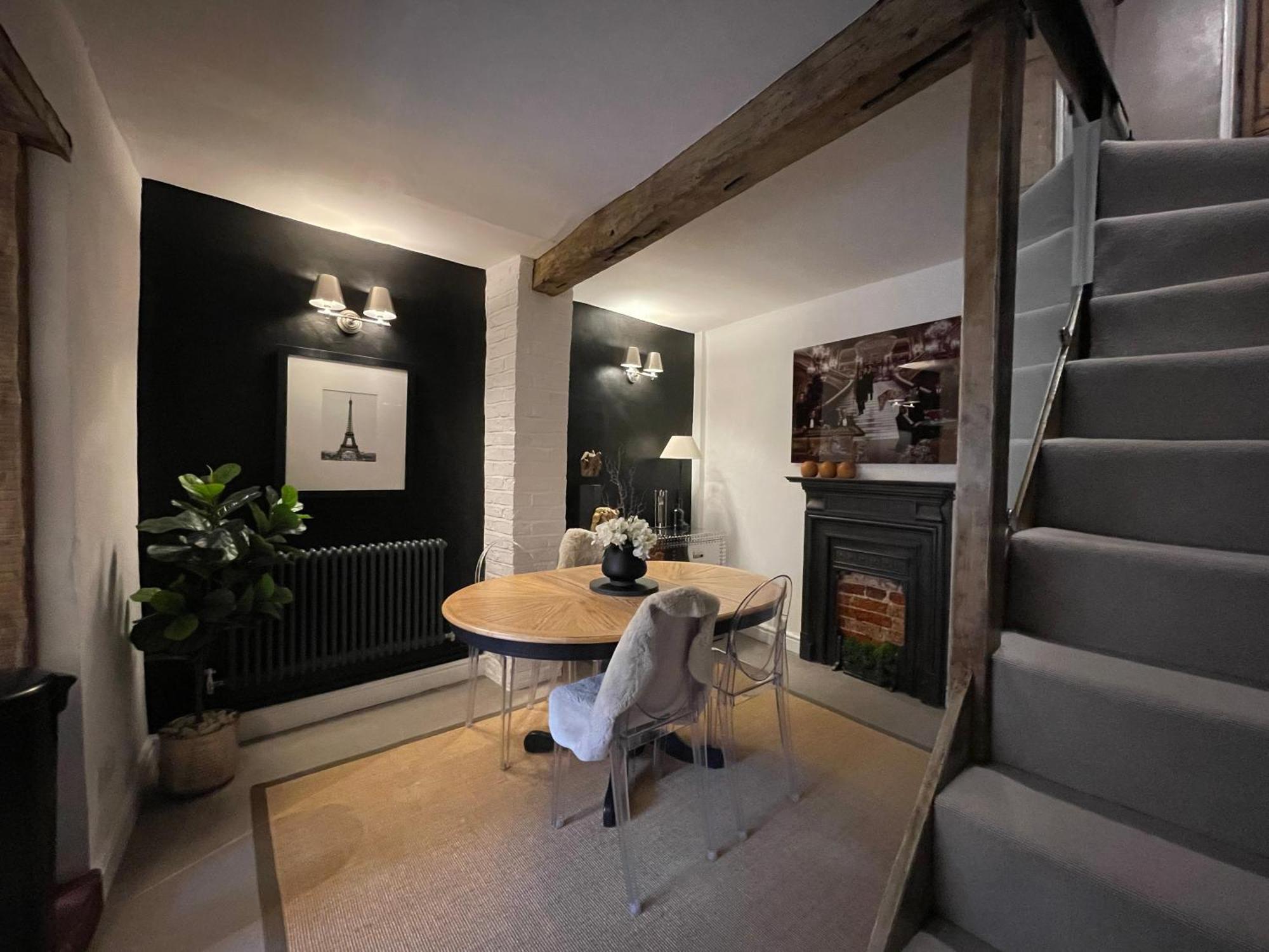 Entire Georgian Luxury Home - 3 Storey- High St Henley-In-Arden -Two Bedrooms-Sleeps 4 Εξωτερικό φωτογραφία